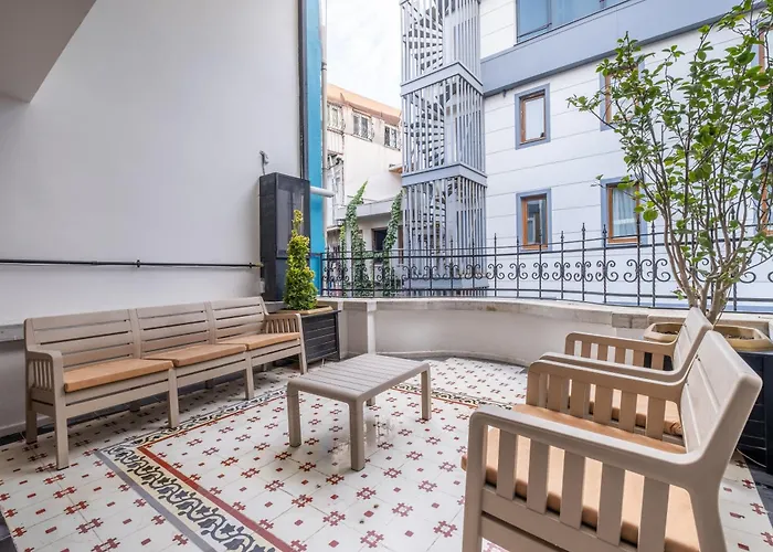 Mayer Taksim * Κωνσταντινούπολη